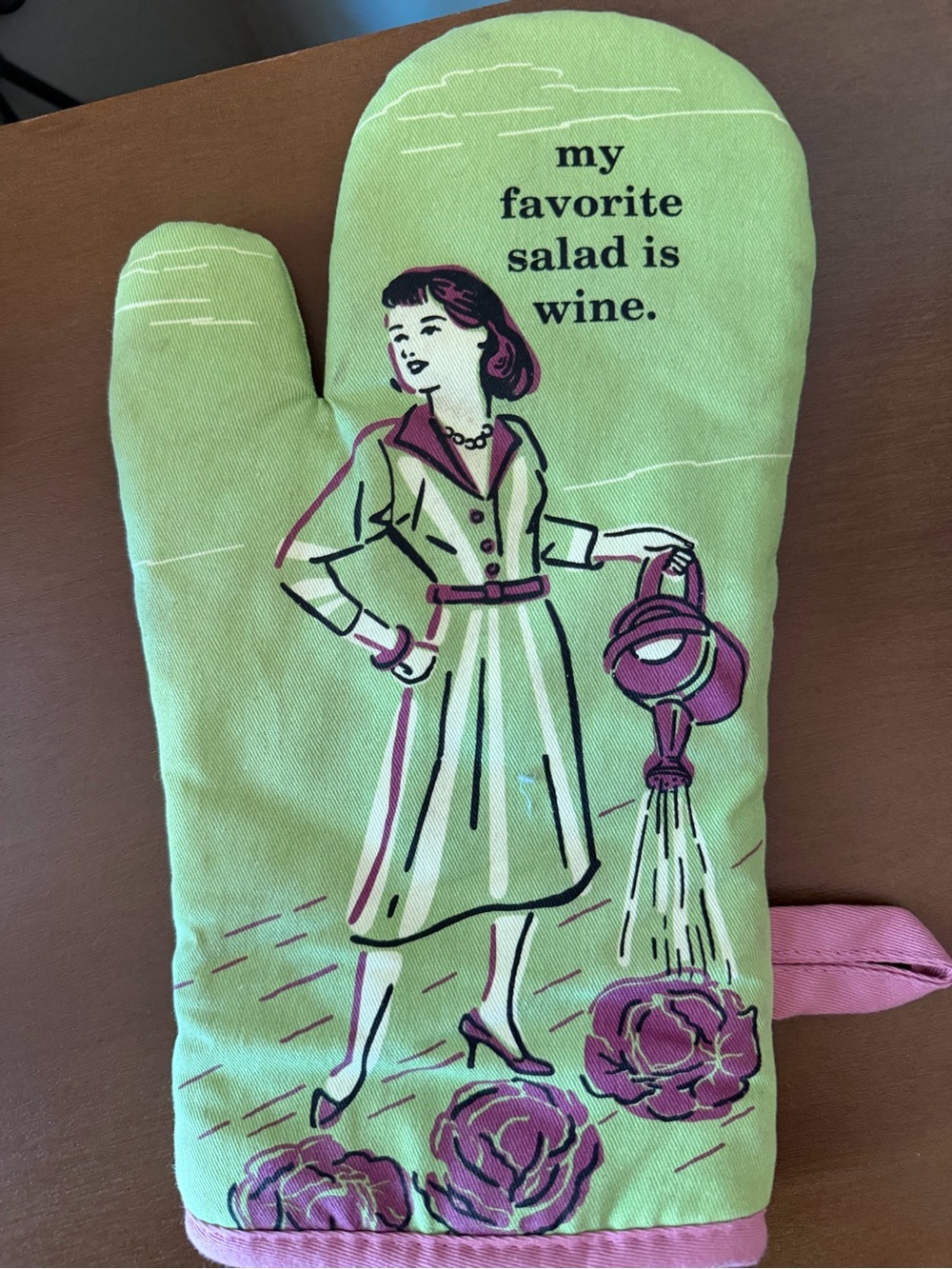 Blue Q Mint Oven Mitt Tag with Pink Trim and Yellow Accent